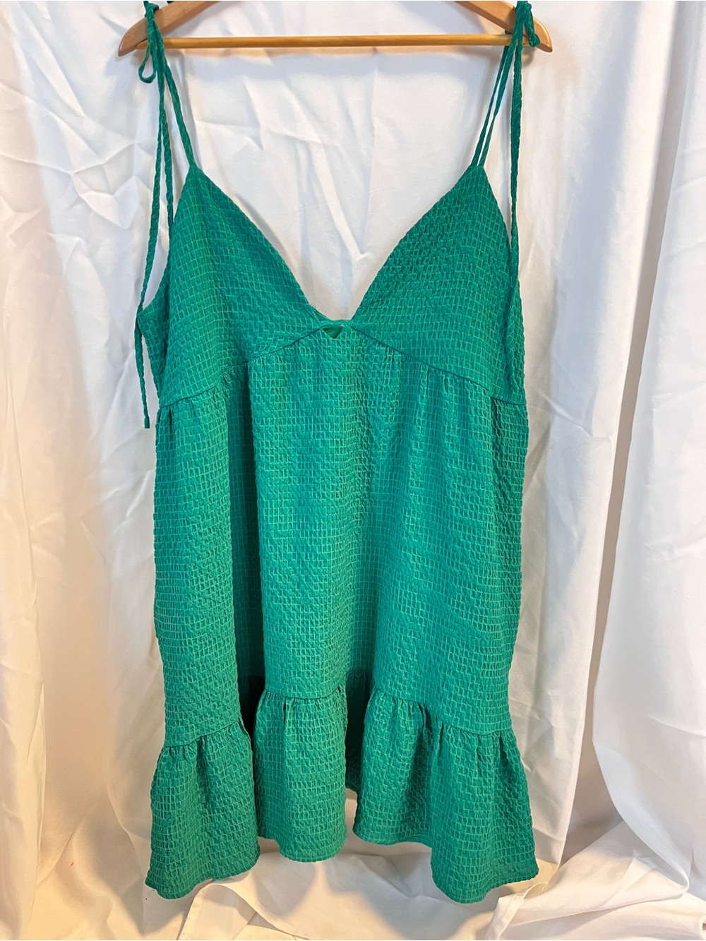 Lulu's Teal Textured Tie-Shoulder Camisole